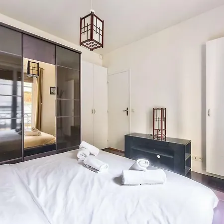 Detailed Household - Charming 33m2 For 3 People Apartment